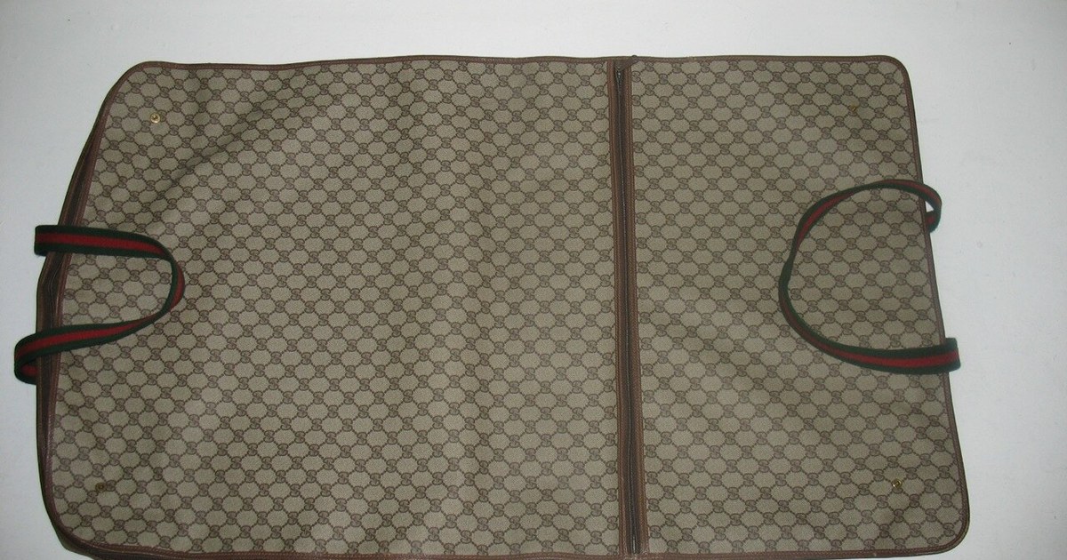Gucci Garment Bag (216880310)